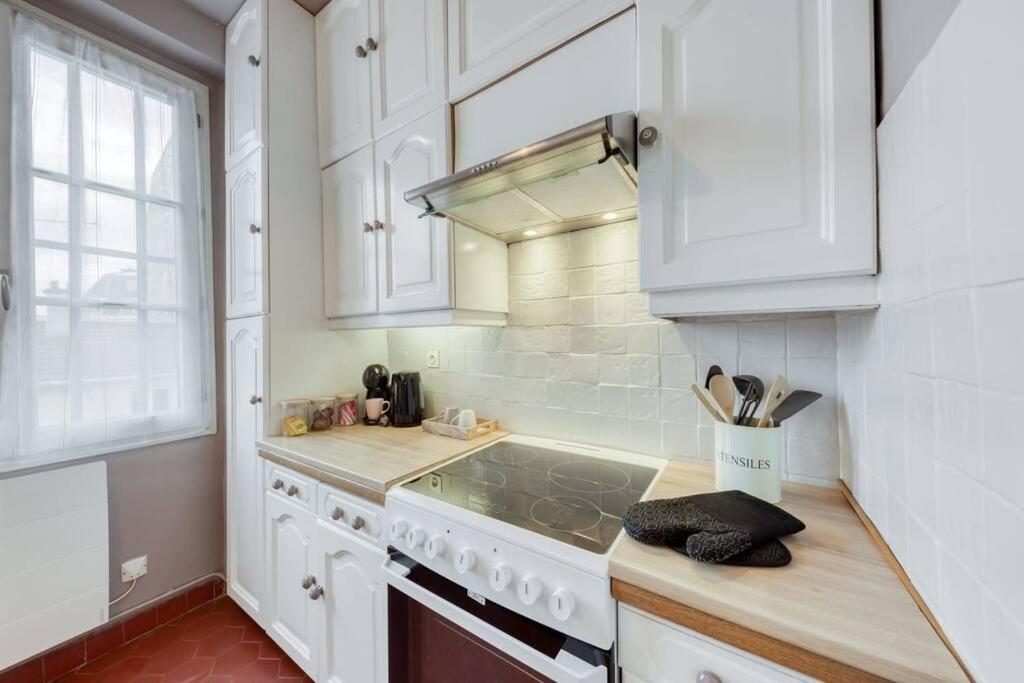 Le Lumineux 50 M² Gare/Chateau/Wifi/Netflix Versailles Exterior foto
